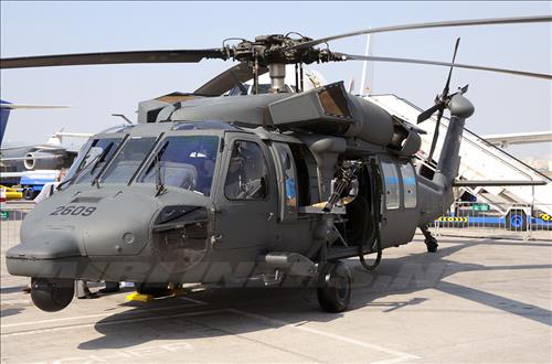 멕시코가 군을 현대화하고 마약 범죄 조직에 대처하기 위해 미국 국방부로부터 사들이는 UH-60M 블랙호크.