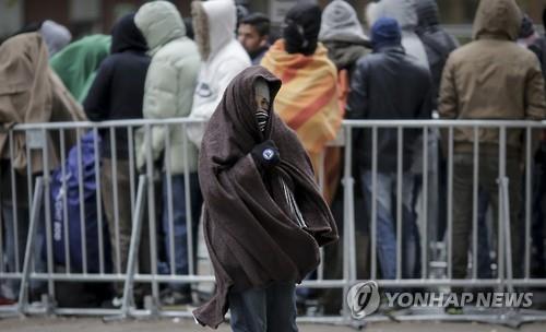 기다리는 난민들(EPA=연합뉴스 DB)