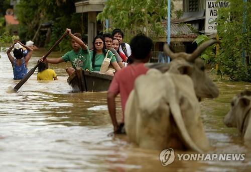 필리핀 북부 홍수피해(AFP=연합뉴스)