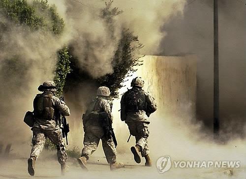 해외파병 미군 병사들(AP=연합뉴스 자료사진)