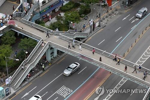 [연합뉴스 자료사진] 육교