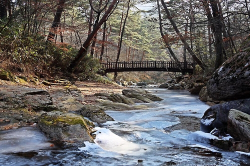 세조길서 본 속리산 절경