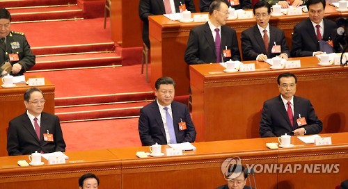 전인대 개막식에서 어두운 표정으로 앉아 있는 시진핑 중국 국가 주석.[연합DB]