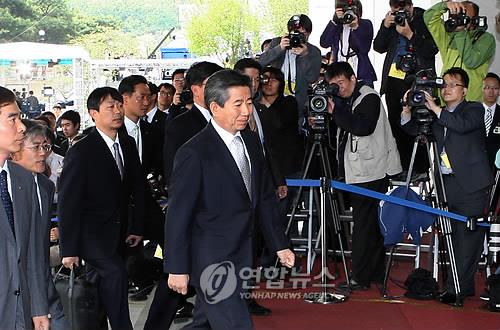 <盧소환> 검찰 출두하는 노무현 전 대통령