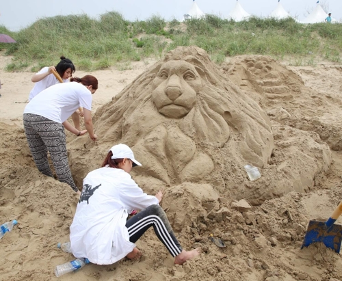 태안 신두리 해변 모래조각 페스티벌 열려