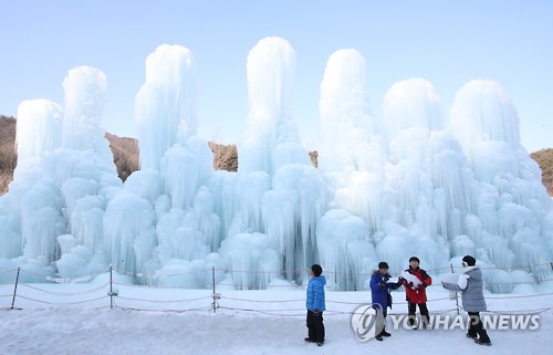 [주말 N 여행] 충청권: 100만개 조명으로 변신한 칠갑산 알프스 얼음분수축제