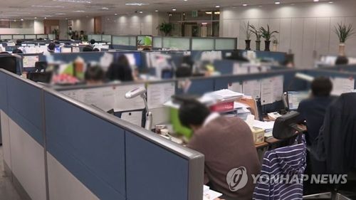 30대 그룹 종업원 수 5년새 5.9%↑… 제조업이 절반