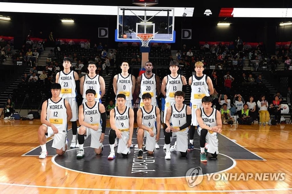 한국 농구대표팀 선수단