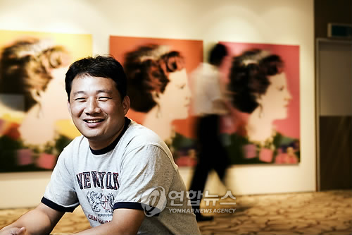 미디어 아티스트 이이남(자료)