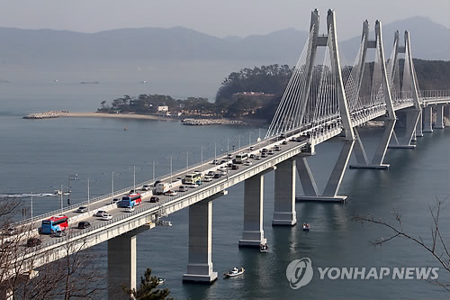 MRG 성공적 해결 거가대로(자료사진)