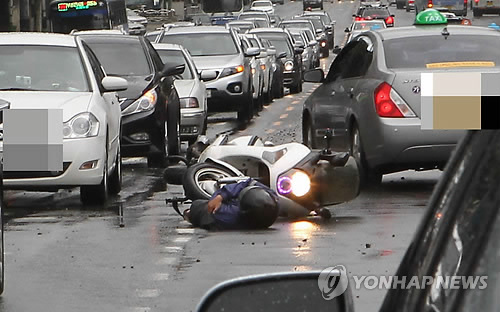 만든곳: 한국 네티즌본부 카페