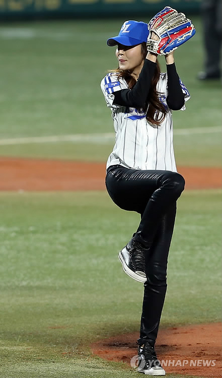 【金荷娜】【活动】1024 2012职业棒球联赛韩