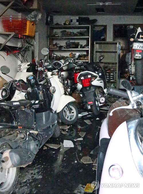 LPG 폭발 오토바이 점포