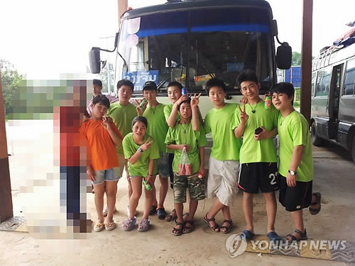 북송된 탈북 청소년 9명 라오스 체류 당시 모습