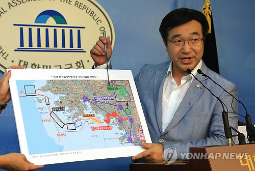 윤호중, '盧전대통령 北에 전달한 서해 지도' 공개