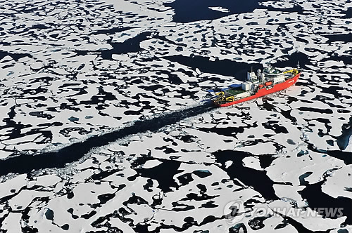 네이처 지오사이언스 표지로 선정된 아라온호 항행 사진
