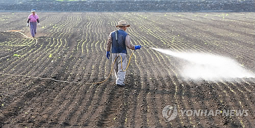 최악의 제주가뭄 생명수 주는 농부