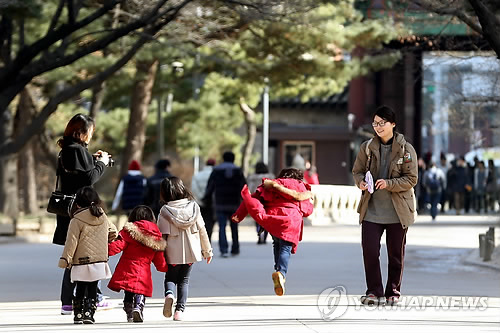 '문화가 있는 날' 첫 시행, 고궁 무료 개방