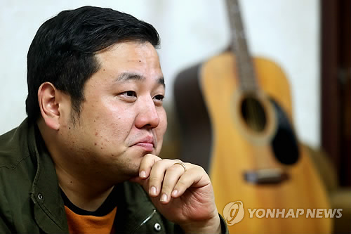 인터뷰하는 고건혁 대표