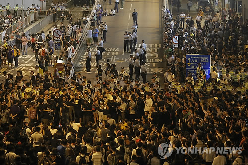 중, 홍콩시위 외신 '통제'