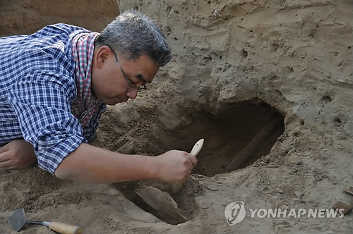 인더스 유골 발굴에 참여한 서울대 신동훈 교수