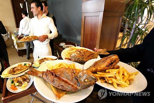 요르단 여행:사해에서 맛보는 생선요리
