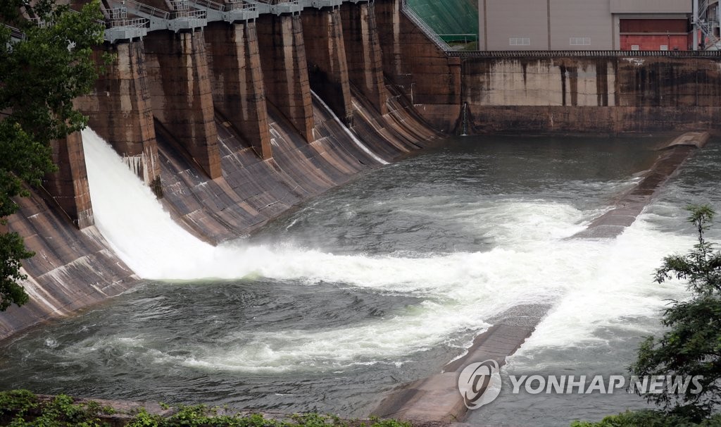 북한강 수계 댐 수문 개방