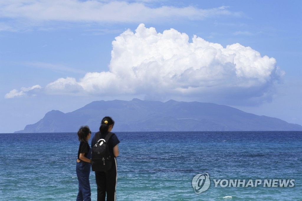 日 남부 가고시마 화산섬 분화