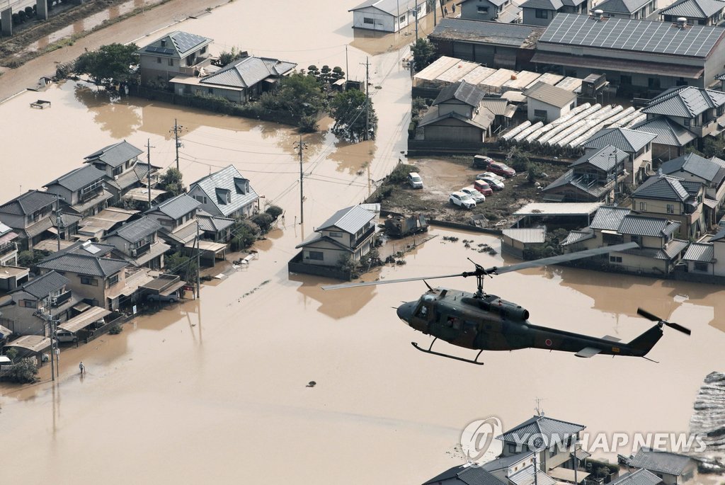 일본 서부지역 폭우로 사망자 100명 넘어